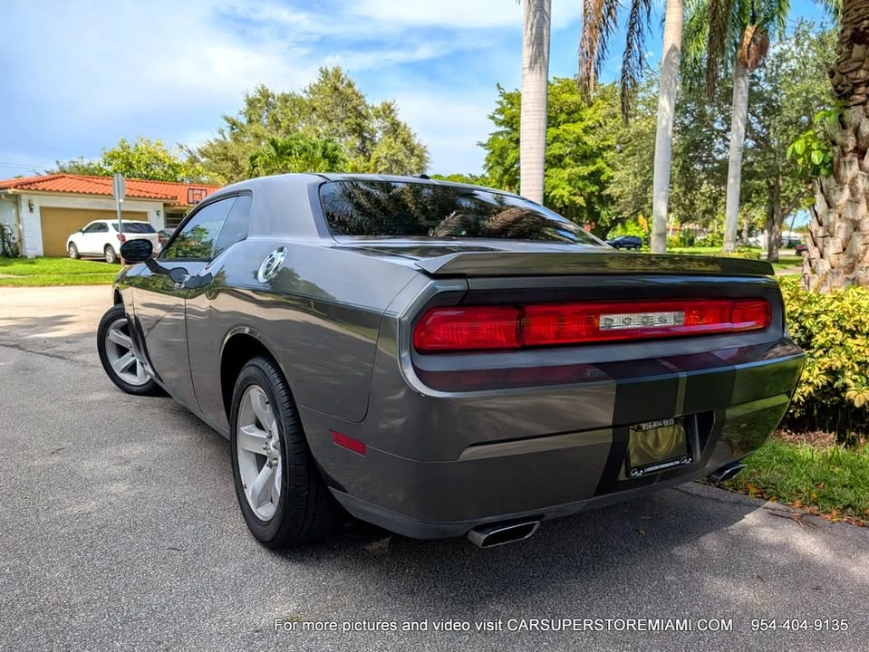 2009 Dodge Challenger 3rd Gen - Image 2 of 20