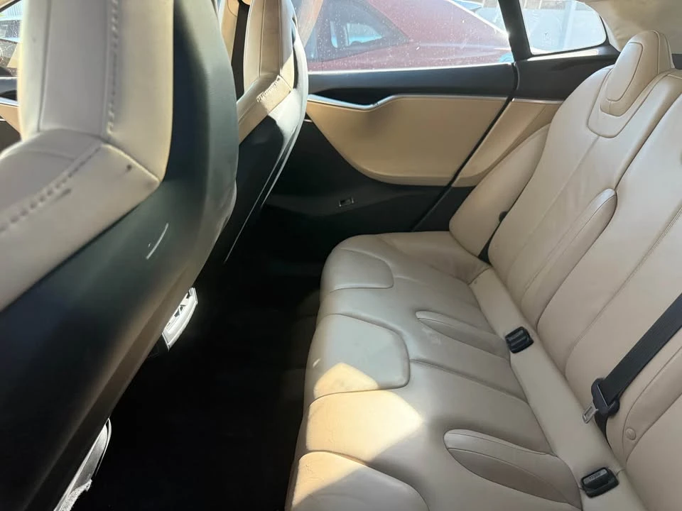 2009 Dodge Challenger 3rd Gen - Image 13 of 14