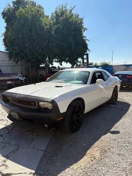 2009 Dodge Challenger R/T Coupe 2D
