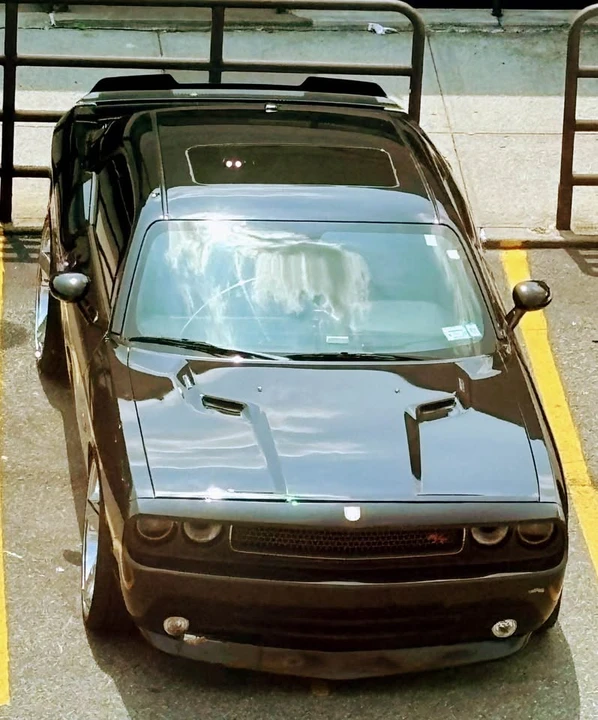 2009 Dodge Challenger 3rd Gen - Image 4 of 6