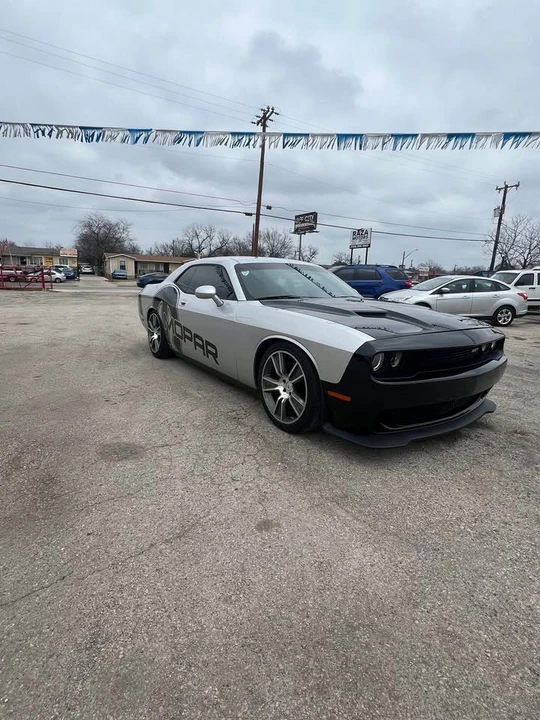 2009 Dodge Challenger 3rd Gen - Image 3 of 7