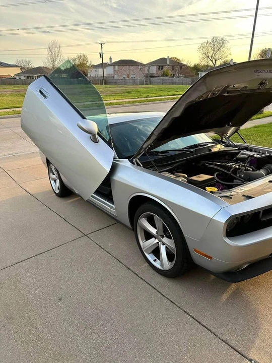2009 Dodge Challenger 3rd Gen - Image 2 of 7