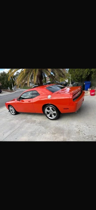 2009 Dodge Challenger 3rd Gen - Image 3 of 12