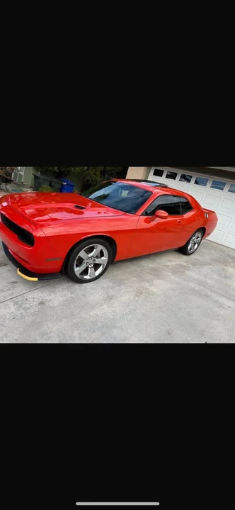 2009 Dodge Challenger 3rd Gen - Image 4 of 12