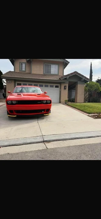 2009 Dodge Challenger 3rd Gen - Image 2 of 12