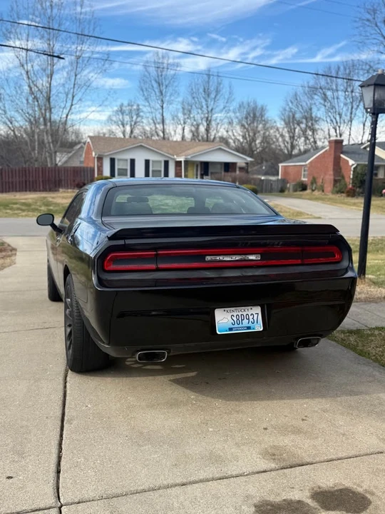 2009 Dodge Challenger 3rd Gen - Image 4 of 8