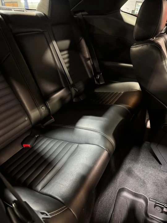 2009 Dodge Challenger 3rd Gen - Image 11 of 14