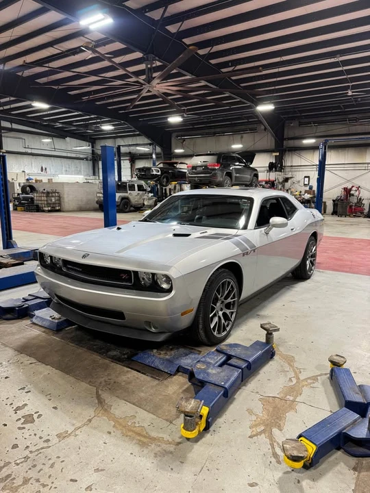 2009 Dodge Challenger 3rd Gen - Image 2 of 14