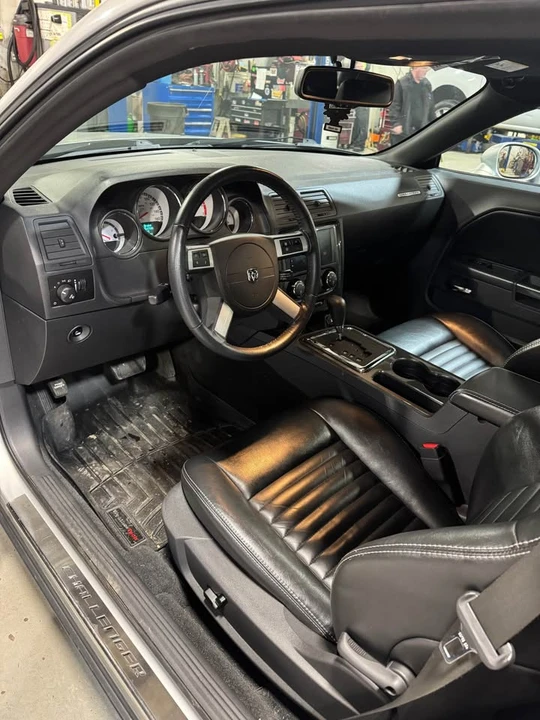 2009 Dodge Challenger 3rd Gen - Image 8 of 14