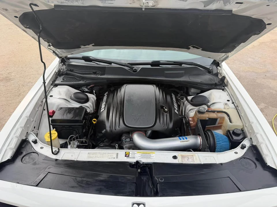 2009 Dodge Challenger 3rd Gen - Image 11 of 13
