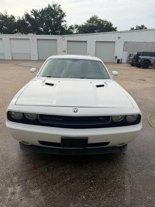 2009 Dodge Challenger 3rd Gen - Image 8 of 13