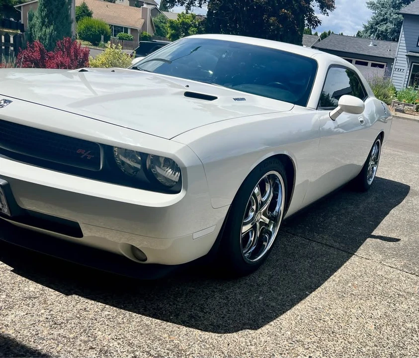 2009 Dodge Challenger 3rd Gen - Image 5 of 9