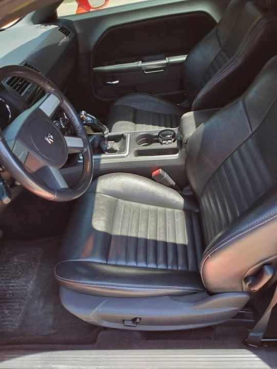 2009 Dodge Challenger 3rd Gen - Image 7 of 10