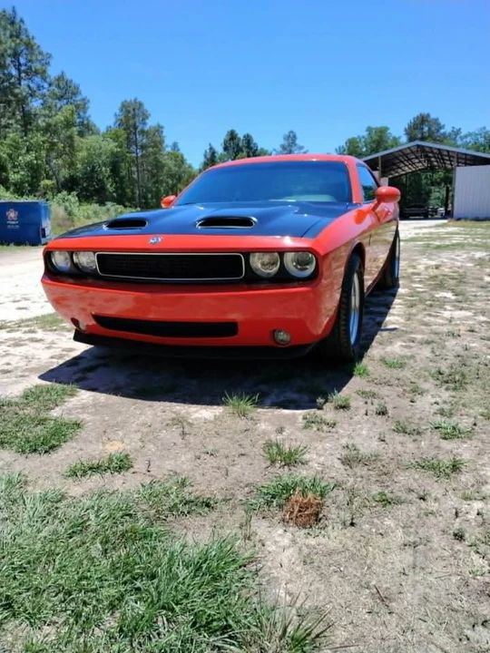 2009 Dodge Challenger 3rd Gen - Image 3 of 10