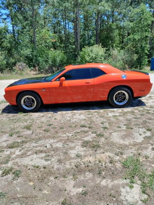2009 Dodge Challenger 3rd Gen - Image 4 of 10