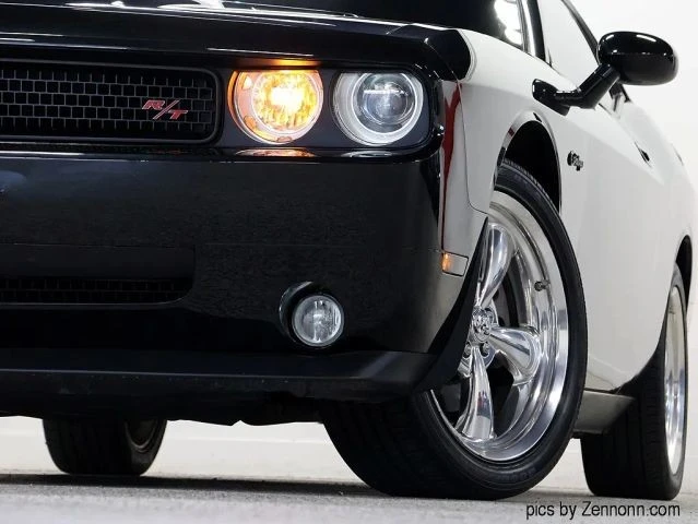 2009 Dodge Challenger 3rd Gen - Image 4 of 31