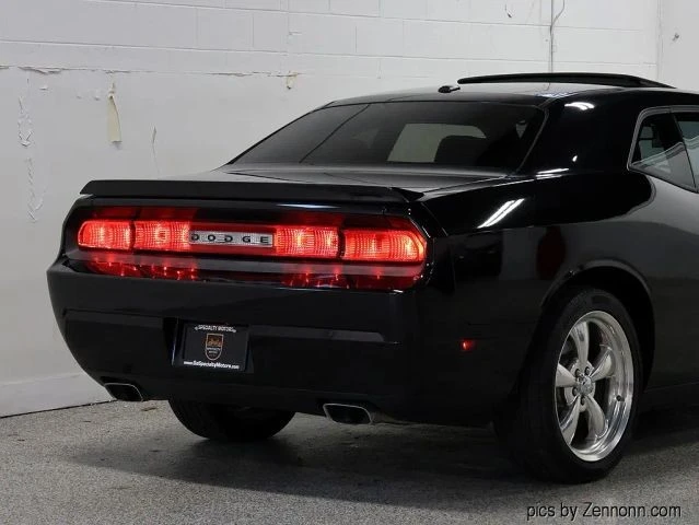 2009 Dodge Challenger 3rd Gen - Image 9 of 31