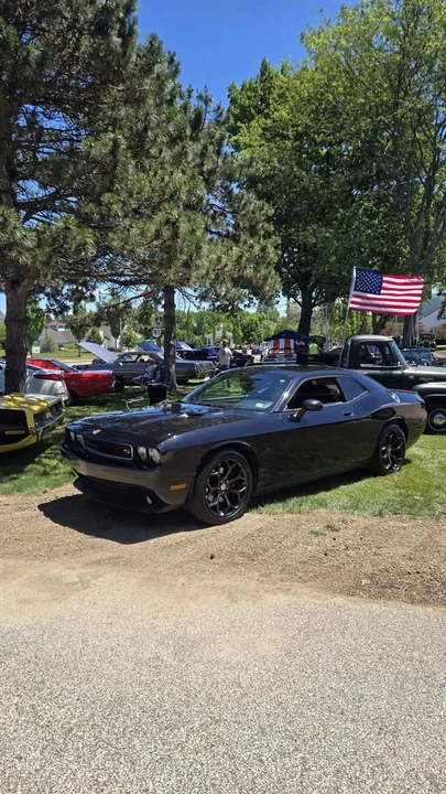 2009 Dodge Challenger 3rd Gen - Image 2 of 4