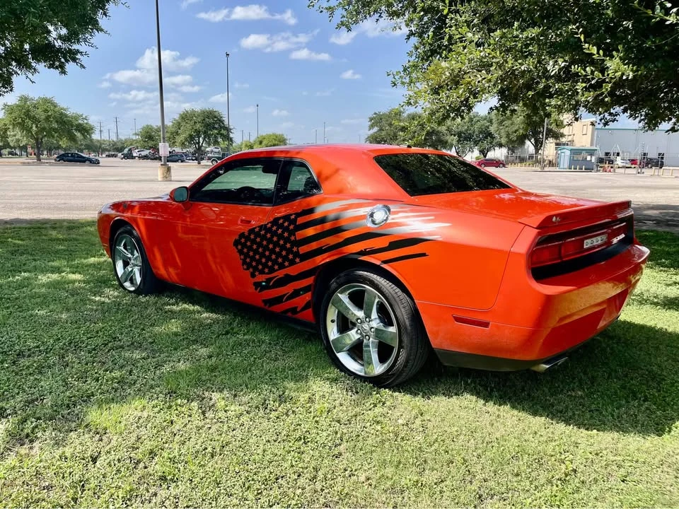 2009 Dodge Challenger 3rd Gen - Image 3 of 17
