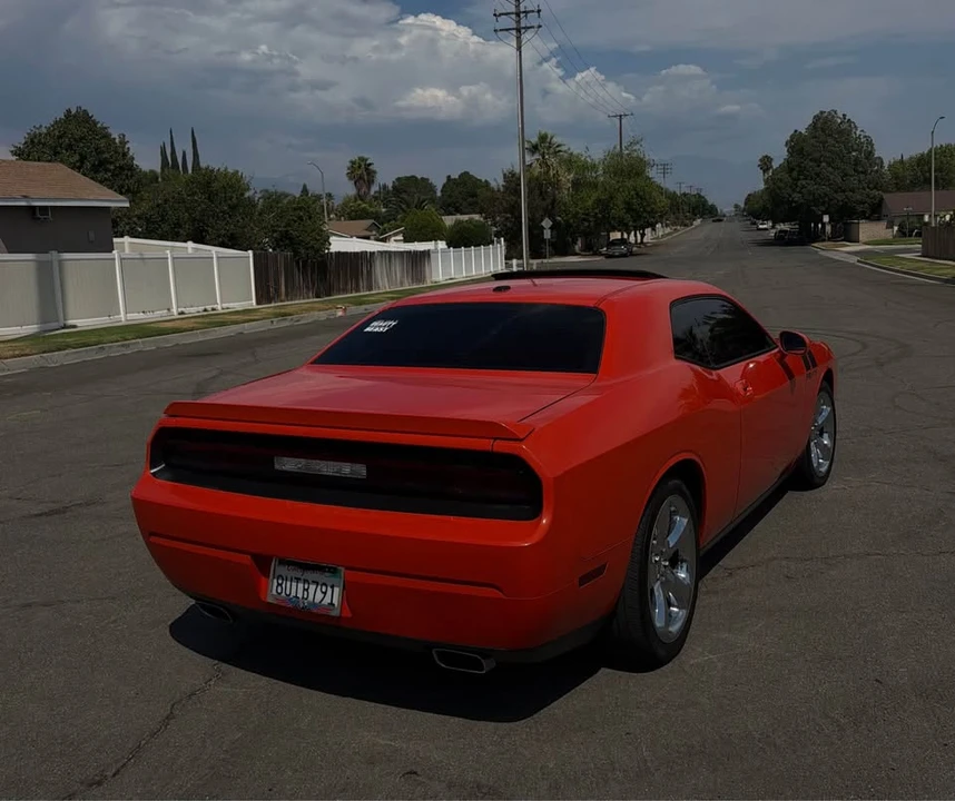2009 Dodge Challenger 3rd Gen - Image 2 of 6