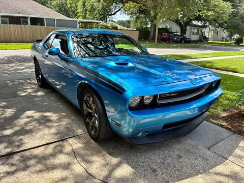 2009 Dodge Challenger R/T Coupe 2D