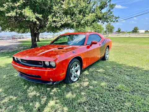 2009 Dodge Challenger R/T Coupe 2D