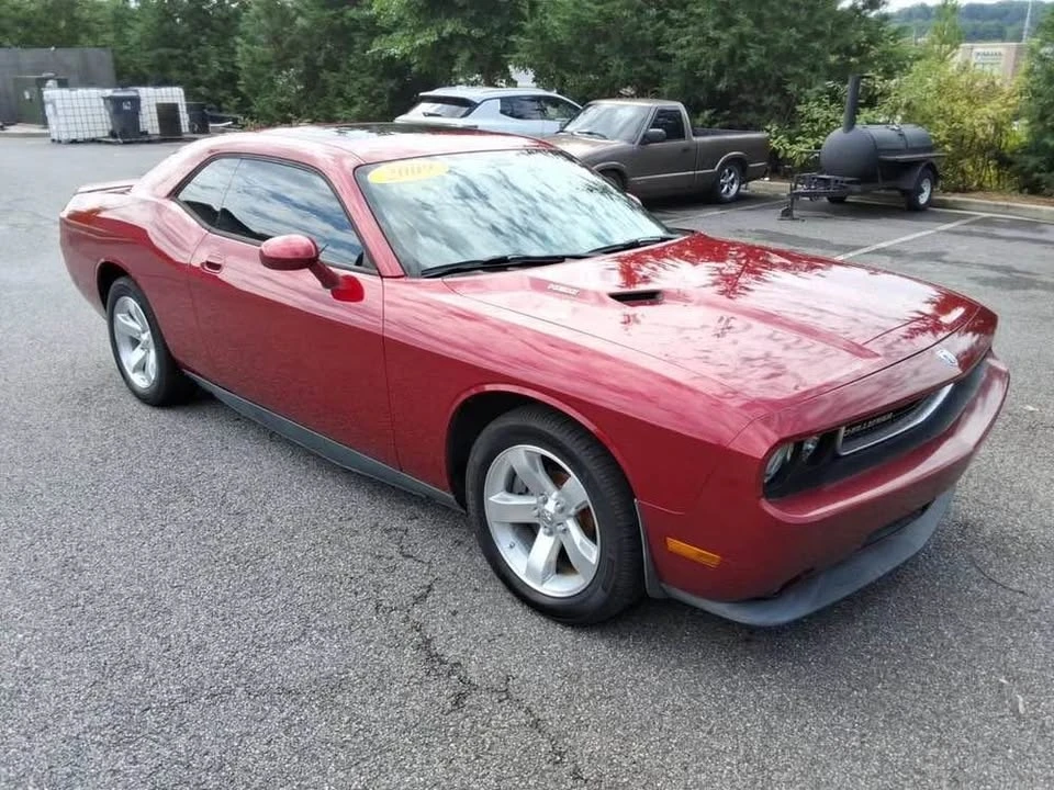 2009 Dodge Challenger 3rd Gen - Image 2 of 11