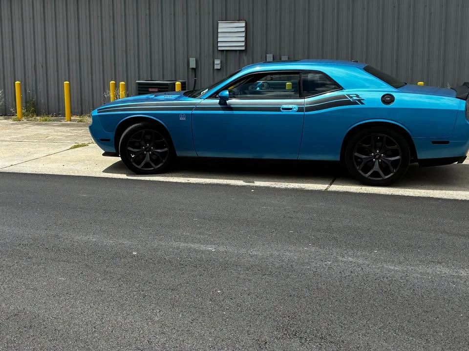 2009 Dodge Challenger 3rd Gen - Image 9 of 11