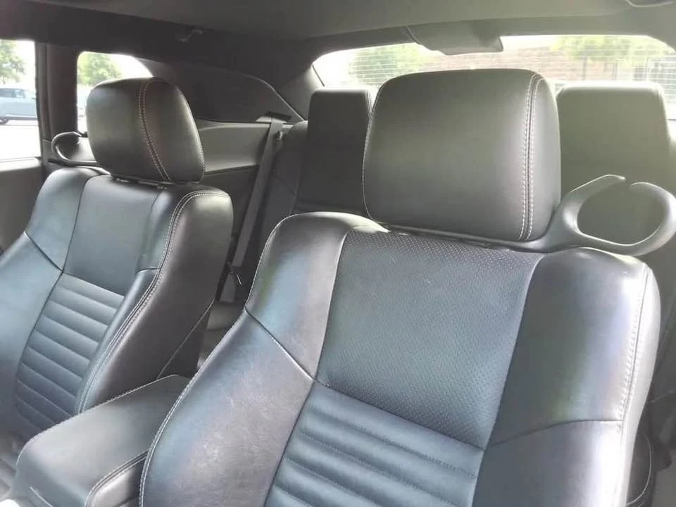2009 Dodge Challenger 3rd Gen - Image 8 of 11