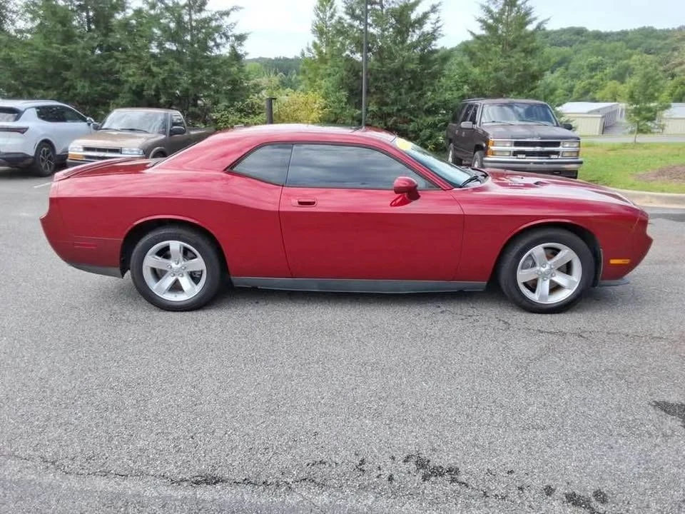 2009 Dodge Challenger 3rd Gen - Image 3 of 11