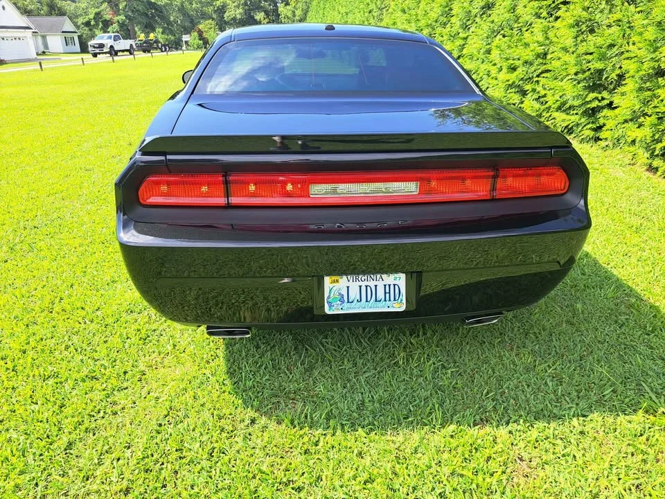 2009 Dodge Challenger 3rd Gen - Image 4 of 19