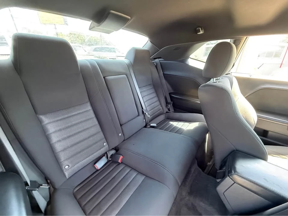 2009 Dodge Challenger 3rd Gen - Image 10 of 11
