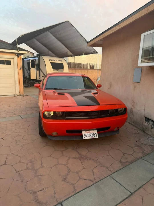 2009 Dodge Challenger 3rd Gen - Image 5 of 6