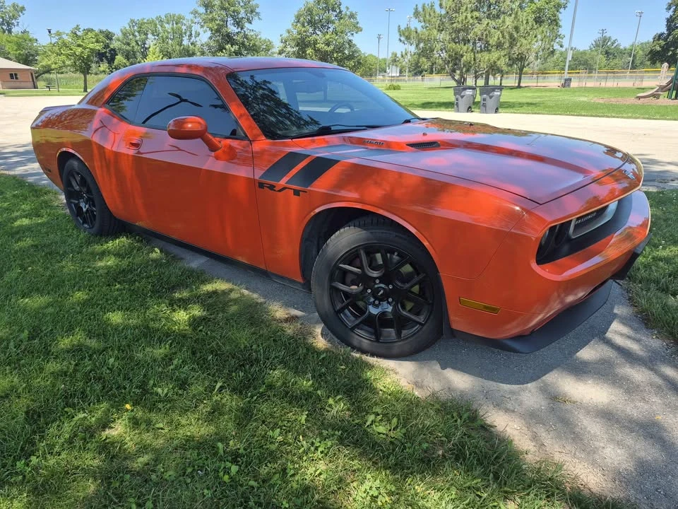 2009 Dodge Challenger 3rd Gen - Image 7 of 15