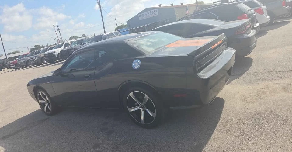 2009 Dodge Challenger 3rd Gen - Image 3 of 4