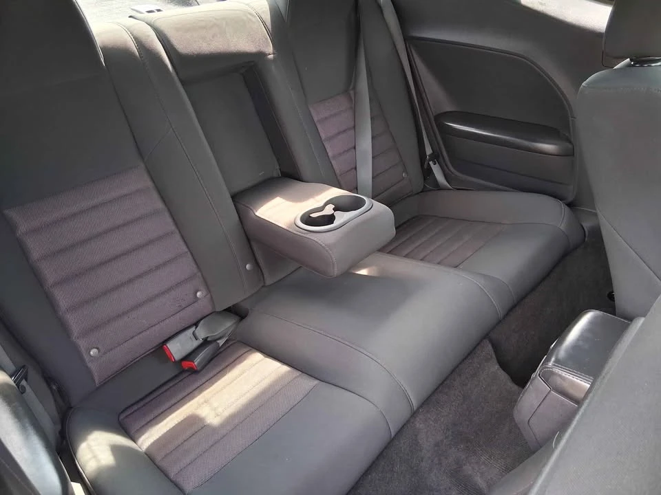 2009 Dodge Challenger 3rd Gen - Image 11 of 13