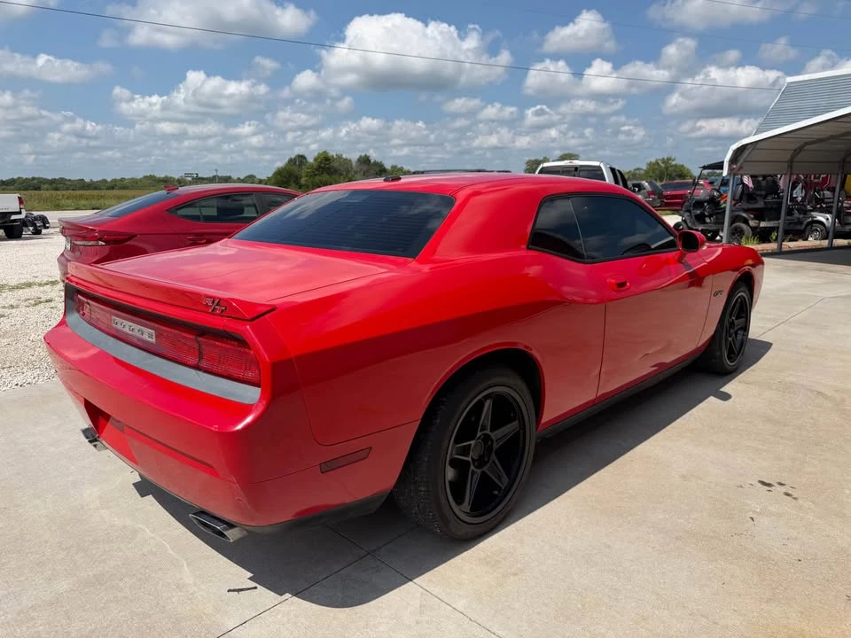 2009 Dodge Challenger 3rd Gen - Image 5 of 12