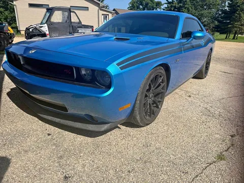 2009 Dodge Challenger R/T Coupe 2D