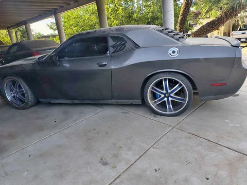 2009 Dodge Challenger R/T Coupe 2D