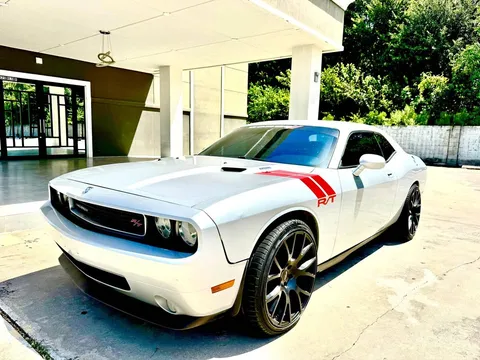 2009 Dodge Challenger R/T Coupe 2D