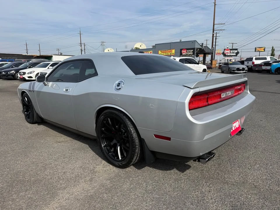 2009 Dodge Challenger 3rd Gen - Image 9 of 13