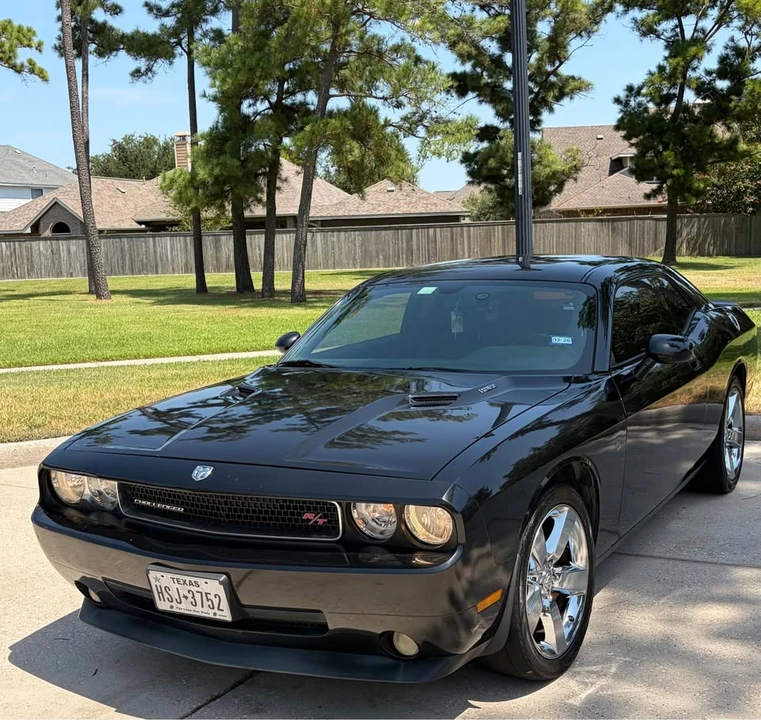 2009 Dodge Challenger 3rd Gen - Image 9 of 20