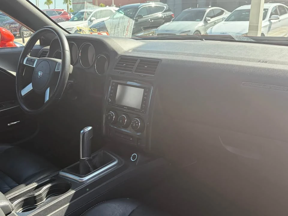 2009 Dodge Challenger 3rd Gen - Image 17 of 18