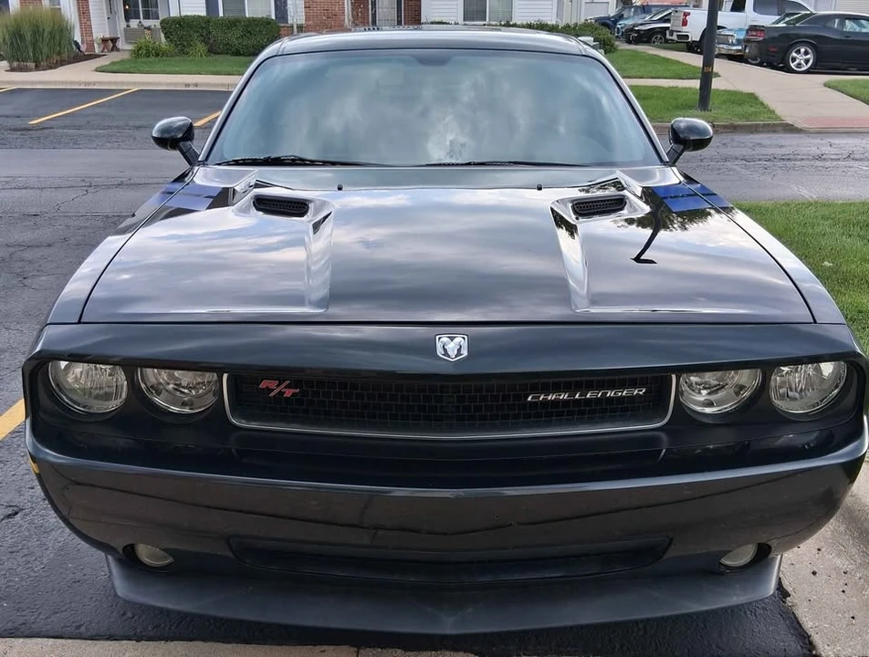2009 Dodge Challenger 3rd Gen - Image 9 of 13