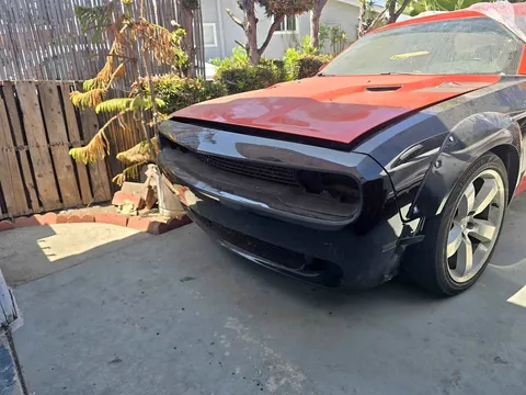 2009 Dodge Challenger R/T Coupe 2D