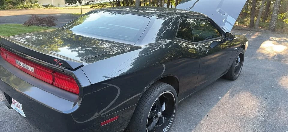 2009 Dodge Challenger 3rd Gen - Image 3 of 13