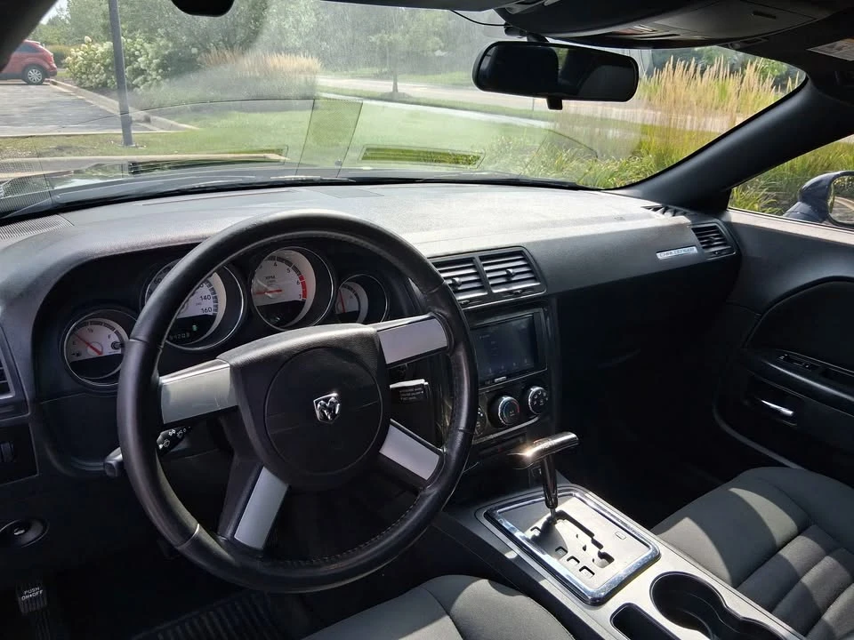 2009 Dodge Challenger 3rd Gen - Image 4 of 13