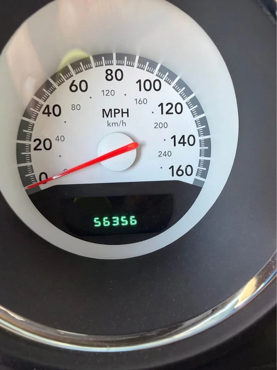 2009 Dodge Challenger 3rd Gen - Image 11 of 19