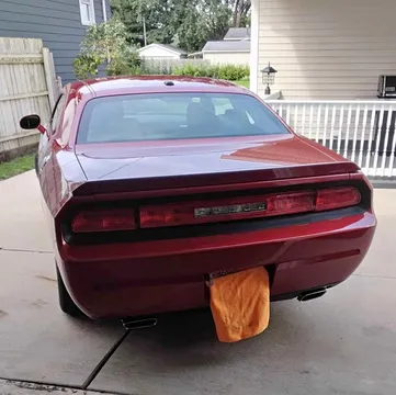 2009 Dodge Challenger R/T Coupe 2D