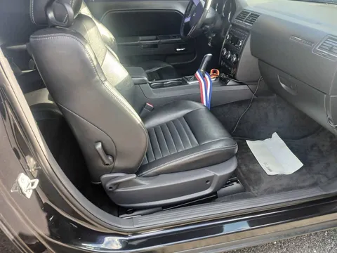 2009 Dodge Challenger R/T Coupe 2D
